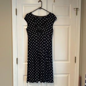 Beautiful black & white polkadotted stretch Ralph Lauren capped sleeve dress,12